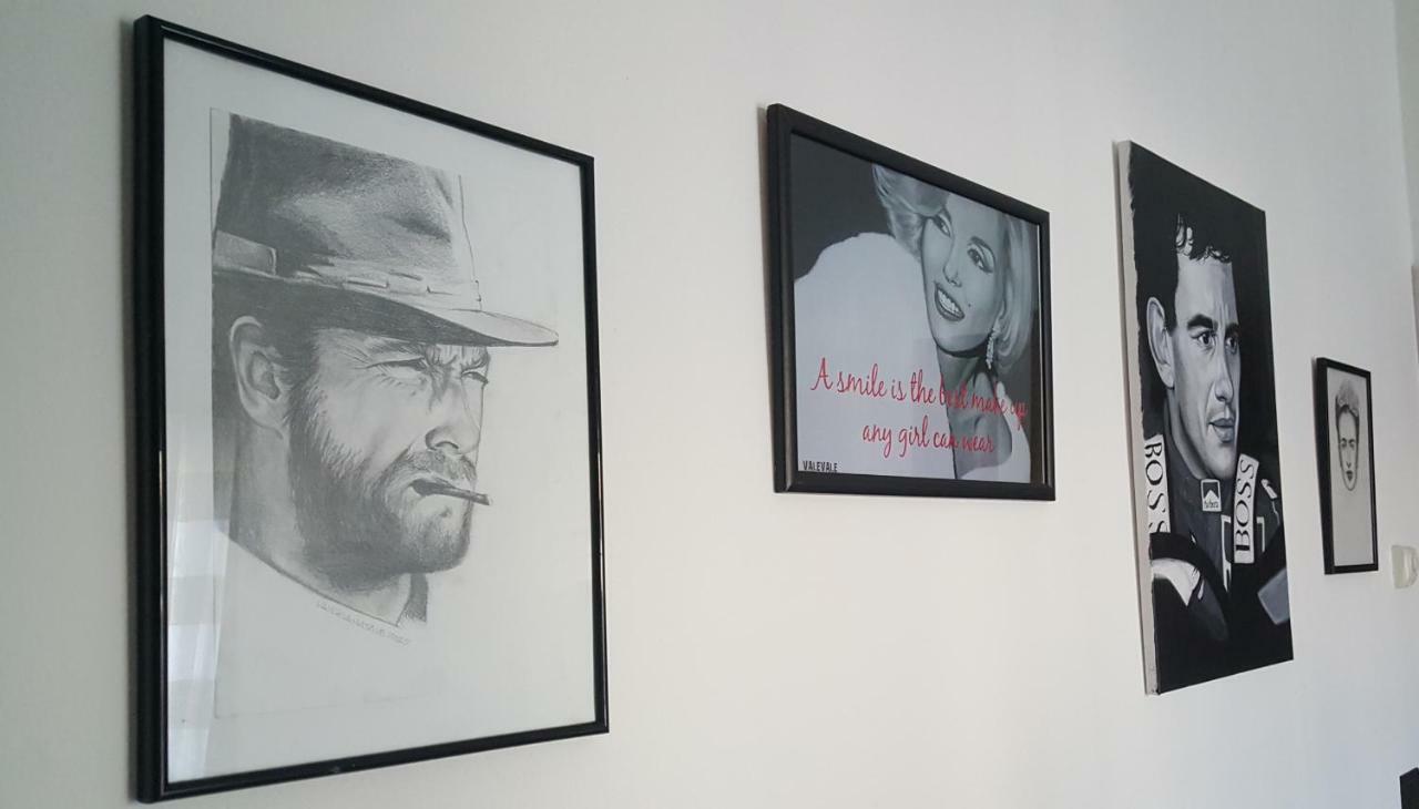 Home Of Fame - Home Gallery With Fully Equipped Kitchen, Separate Entrance, Free Parking 奧爾比亞 外观 照片